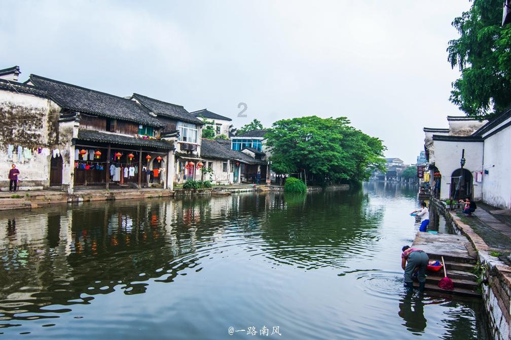 《名著导读12讲》新书发布
