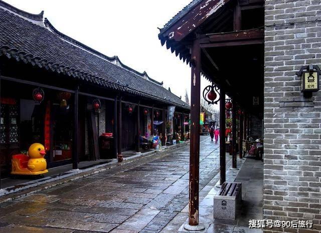 抓住关键核心要素建设金融强国